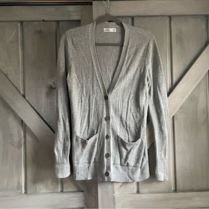 Hollister Gray Long Button Cardigan Size‎ M
